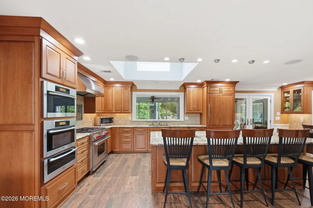 32 Wesley Court Eatontown, NJ 07724