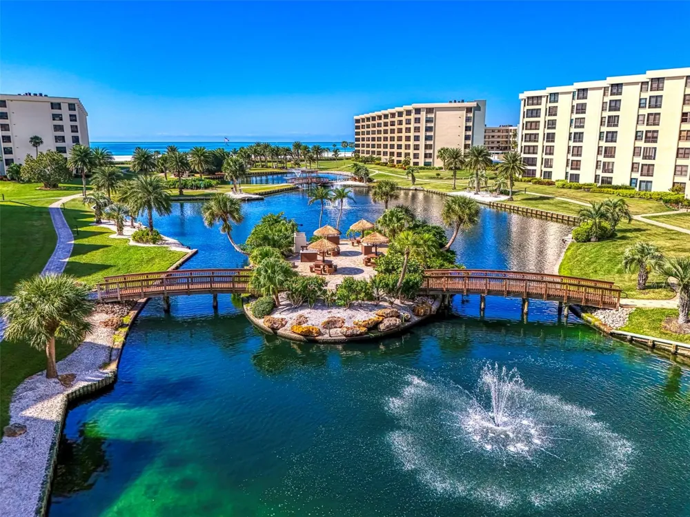 5790 MIDNIGHT PASS ROAD #209 Sarasota, FL 34242