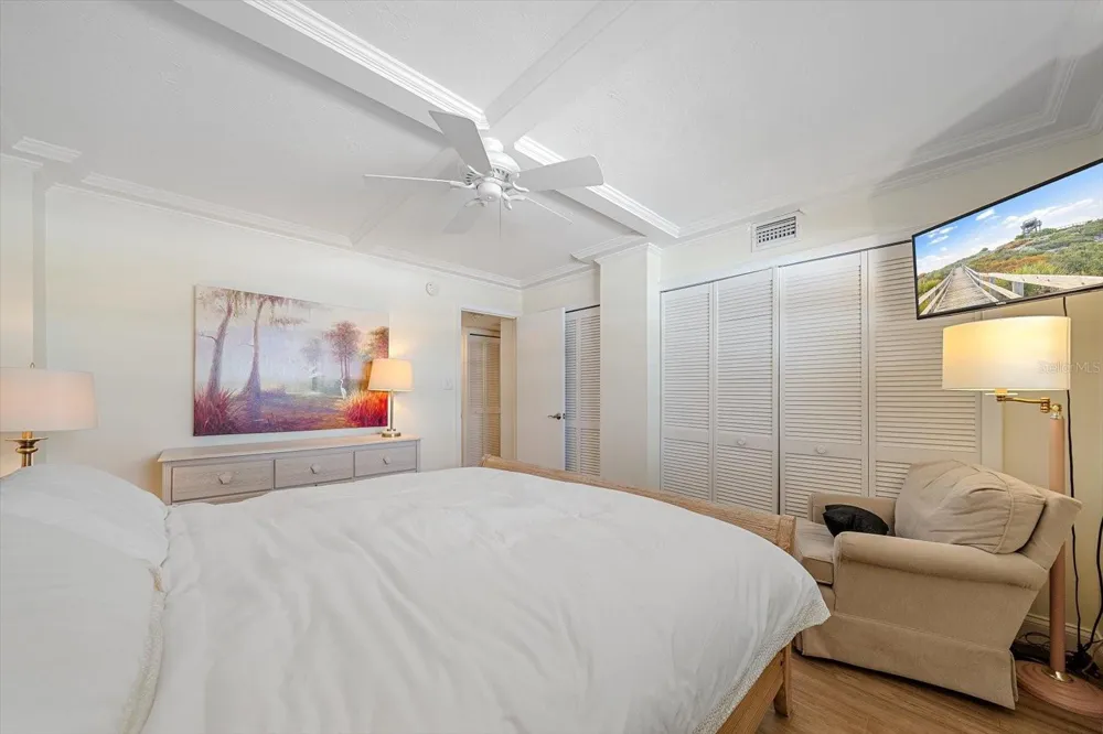 5790 MIDNIGHT PASS ROAD #209 Sarasota, FL 34242