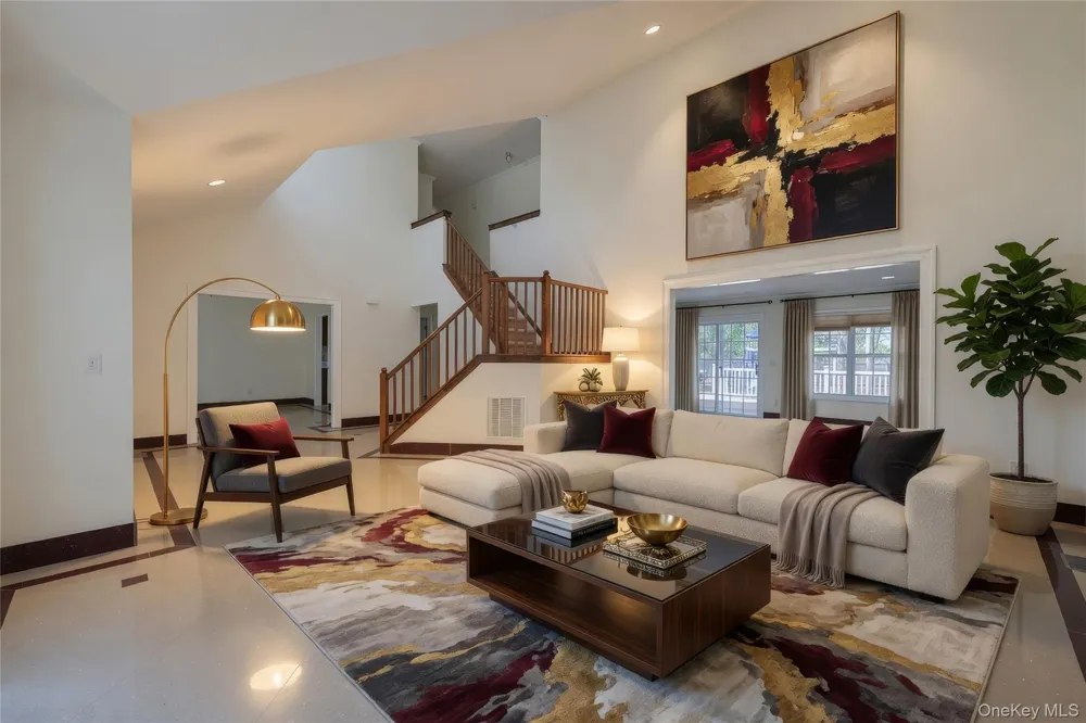 3 Sander Court Middle Island, NY 11953