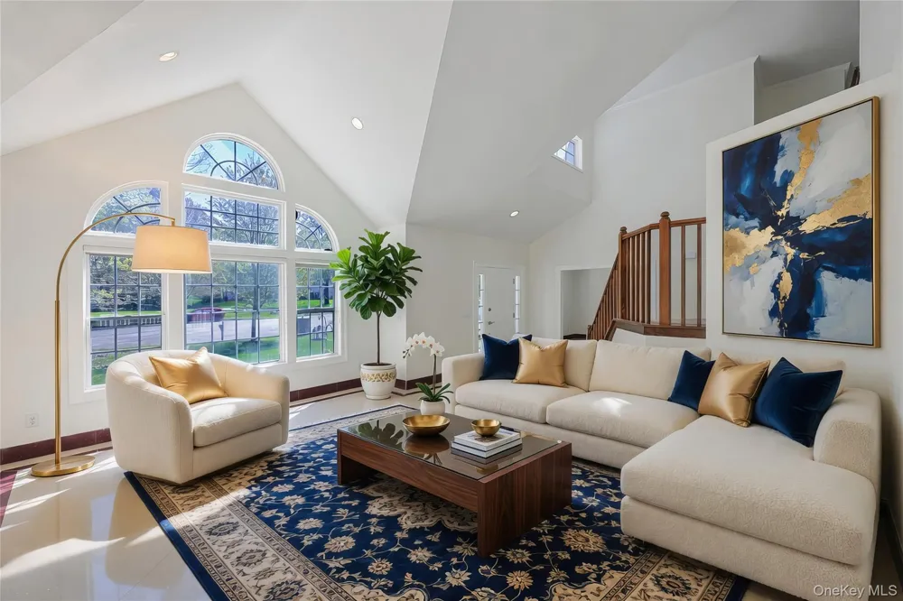 3 Sander Court Middle Island, NY 11953