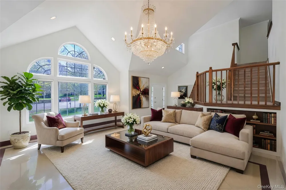 3 Sander Court Middle Island, NY 11953