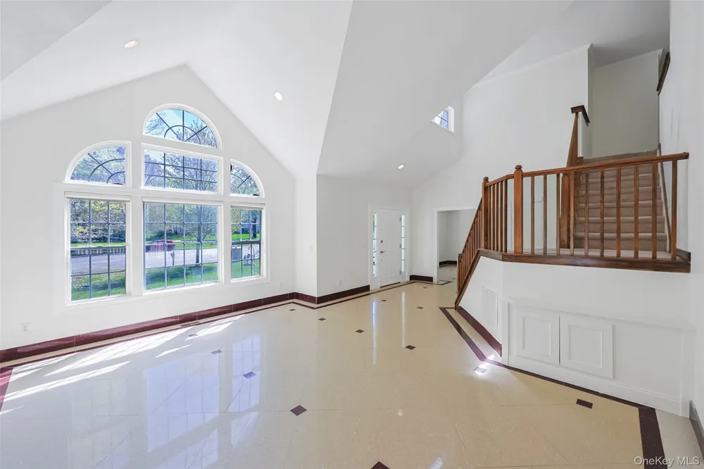 3 Sander Court Middle Island, NY 11953