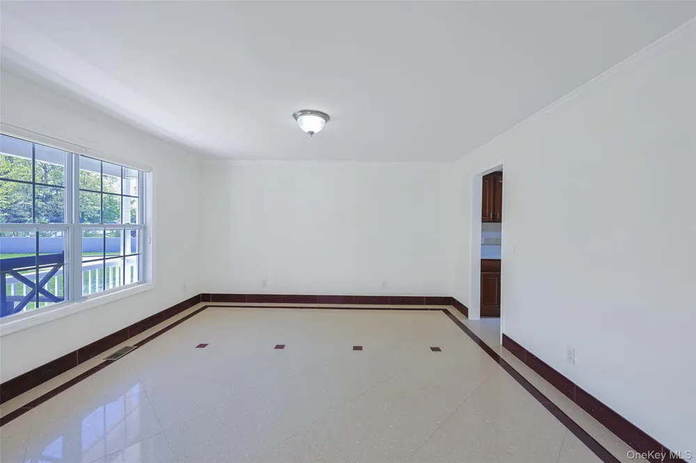 3 Sander Court Middle Island, NY 11953