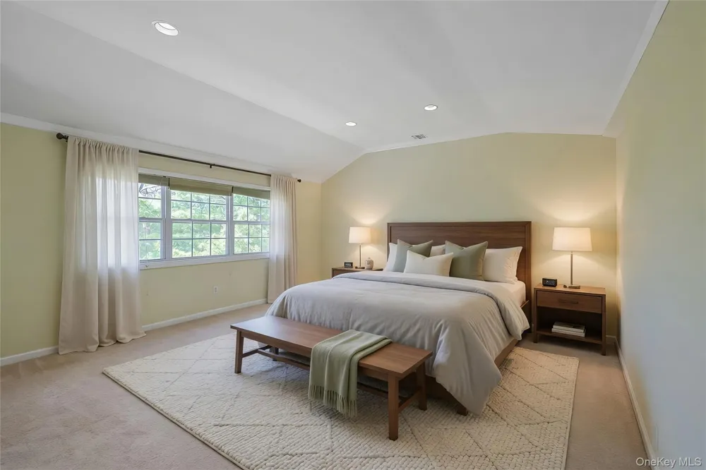 3 Sander Court Middle Island, NY 11953