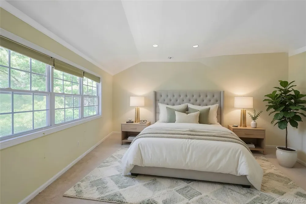 3 Sander Court Middle Island, NY 11953