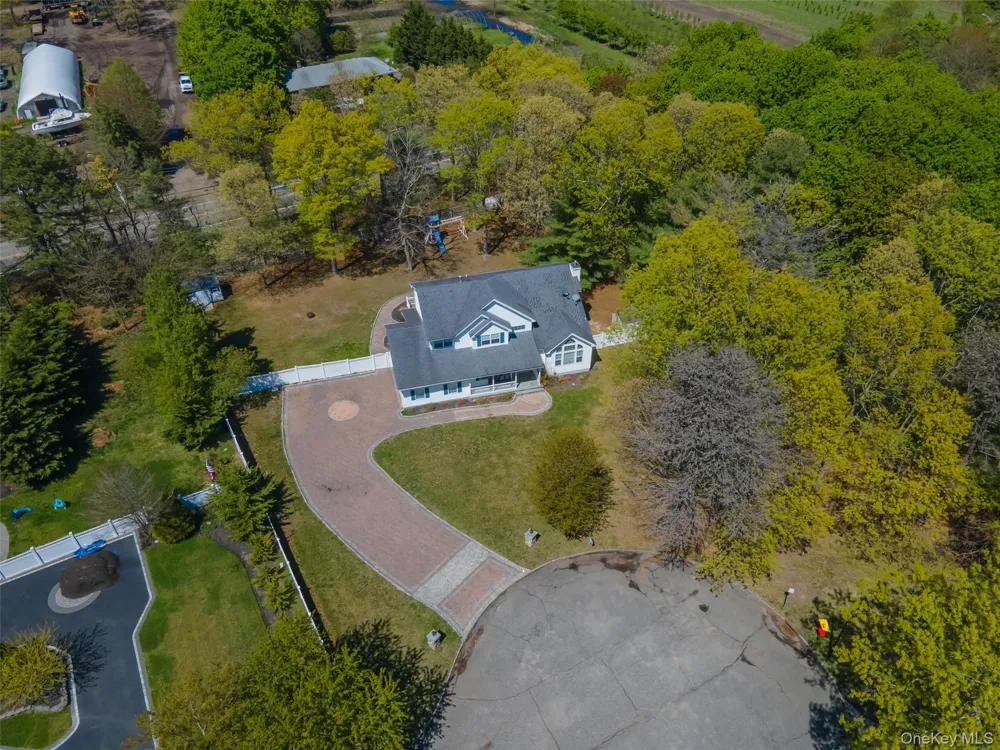 3 Sander Court Middle Island, NY 11953