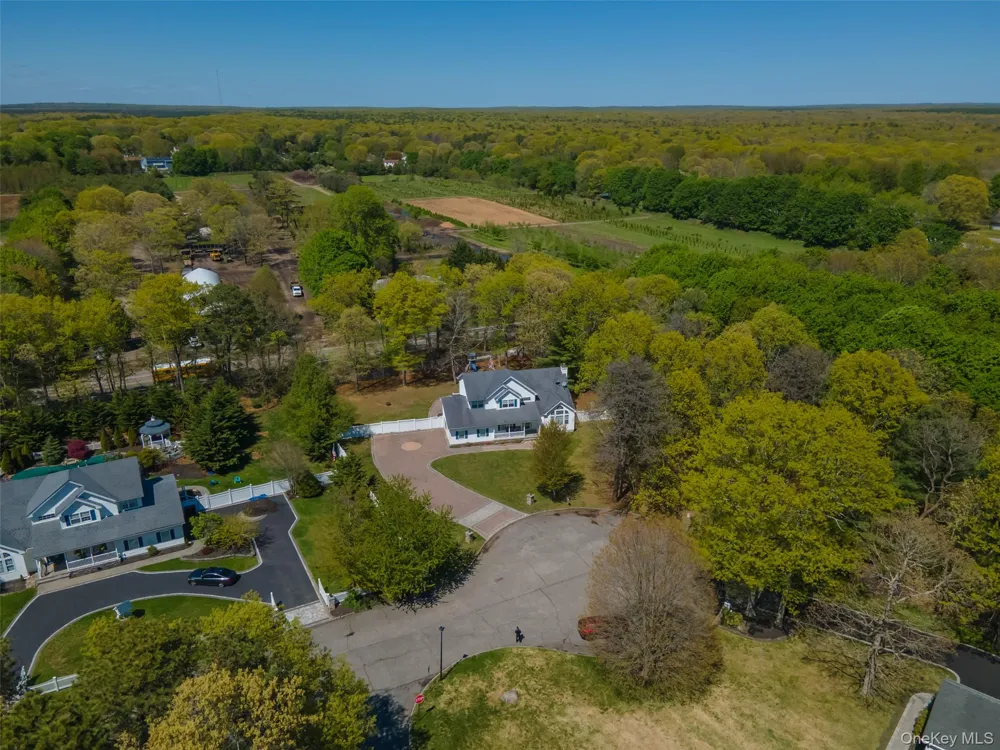 3 Sander Court Middle Island, NY 11953