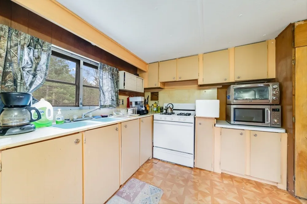 7734 Partlo Road Reno Township, MI 48770