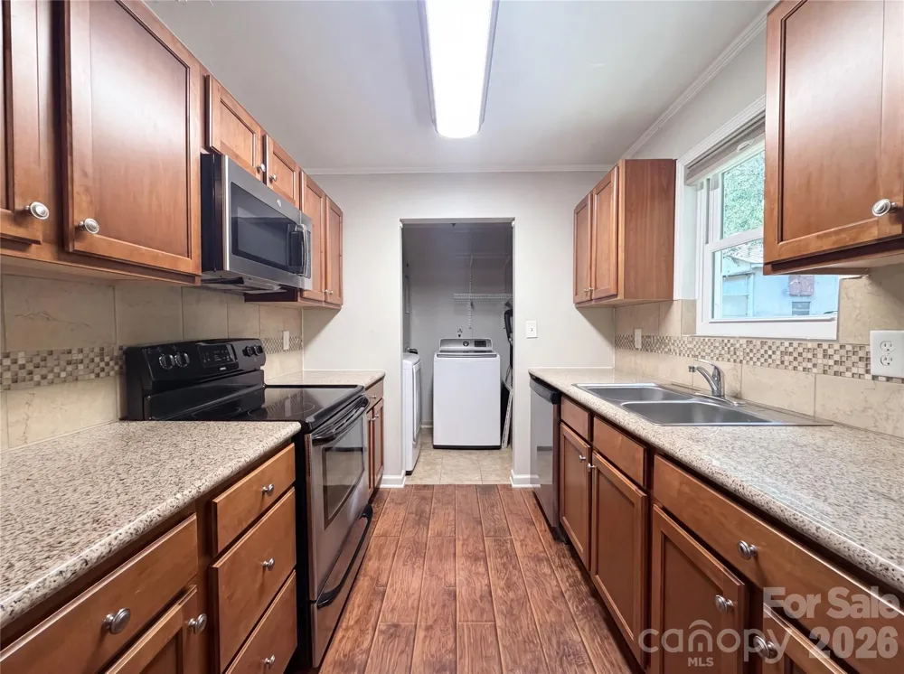 186 Jasmine Circle Troutman, NC 28166
