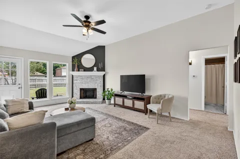 1111 Old Knoll Drive