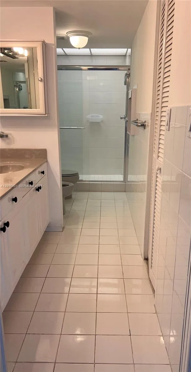 55 Ocean Lane Dr #3030 Key Biscayne, FL 33149