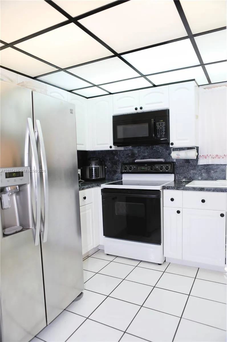 55 Ocean Lane Dr #3030 Key Biscayne, FL 33149