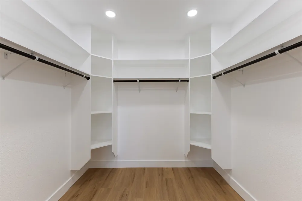 3526 Spring Avenue Dallas, TX 75210