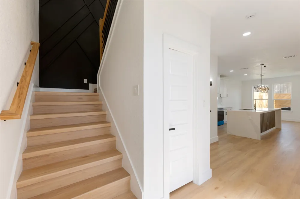 3526 Spring Avenue Dallas, TX 75210