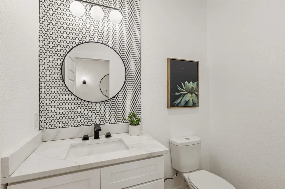 3526 Spring Avenue Dallas, TX 75210