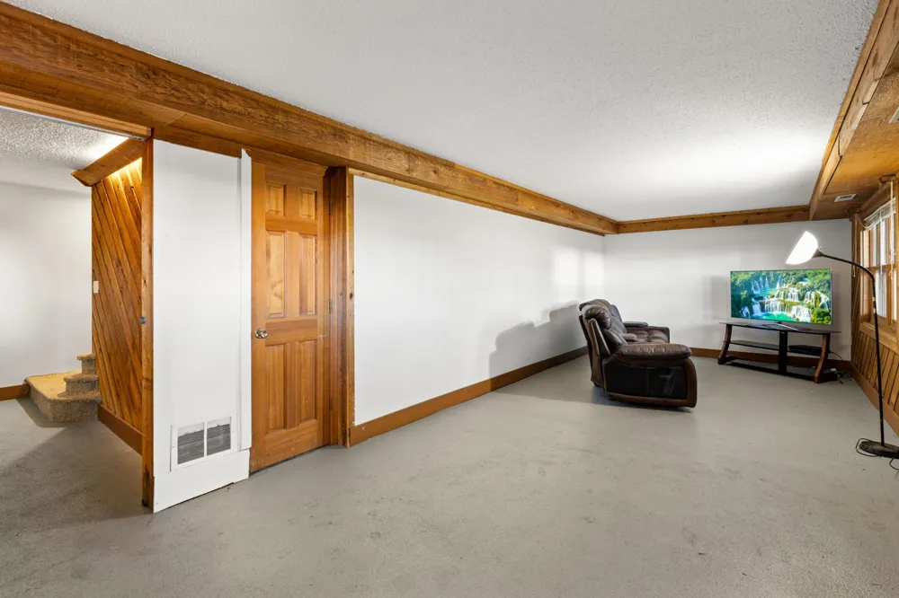 2904 Silver Lake Court NE Saint Anthony, MN 55421