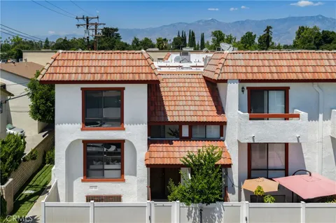 511 Curtis #F