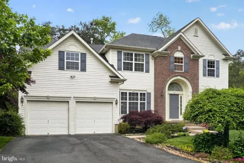 31 LONGFELLOW LANE