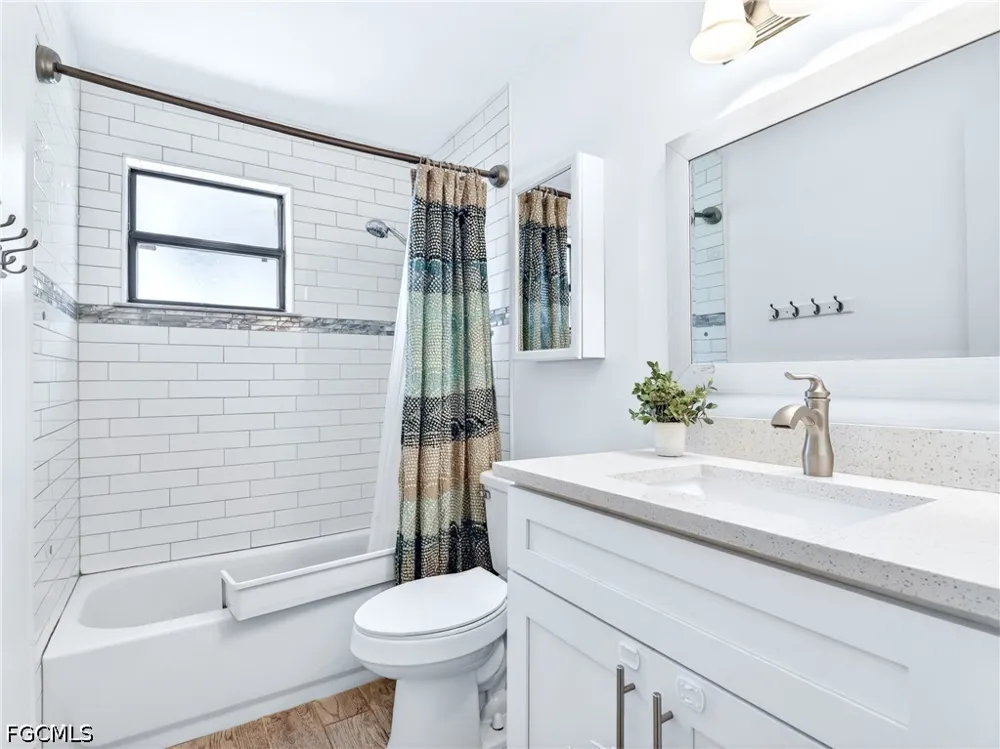 Reading Street NW Port Charlotte, FL 33952