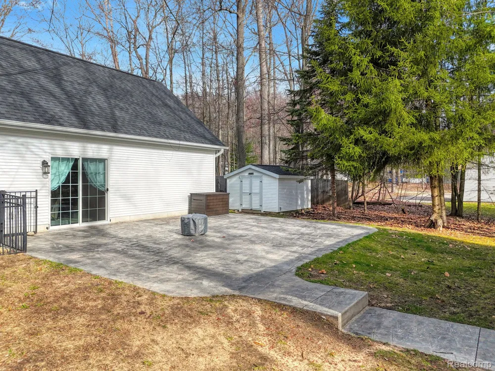 144 CANTON STREET Lyon Township, MI 48653