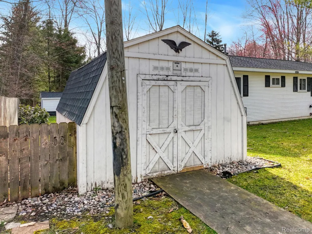 144 CANTON STREET Lyon Township, MI 48653