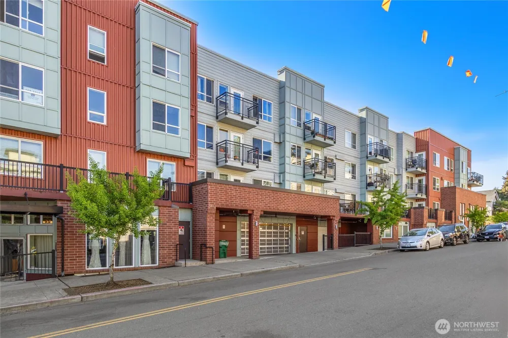 424 85th Street #404 Seattle, WA 98103