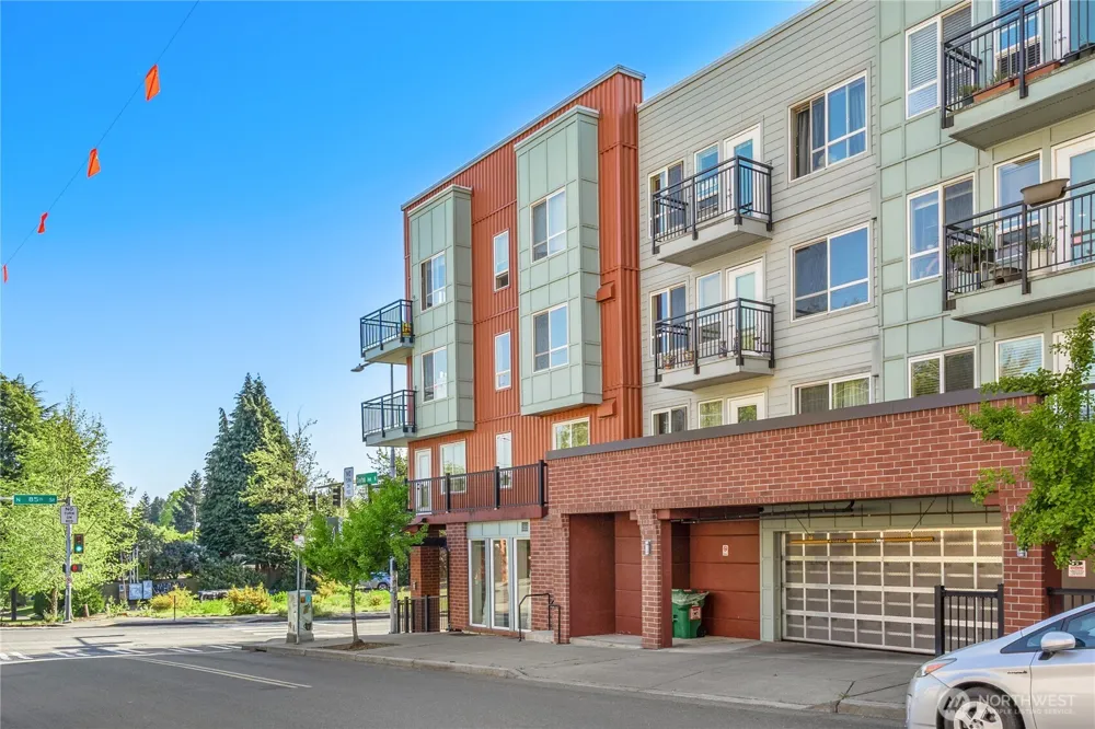 424 85th Street #404 Seattle, WA 98103