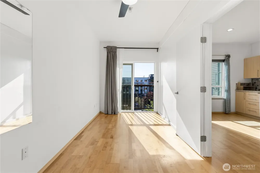424 85th Street #404 Seattle, WA 98103