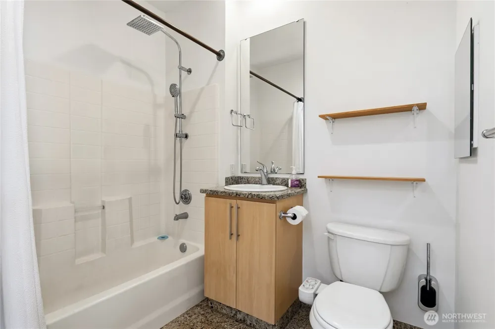424 85th Street #404 Seattle, WA 98103