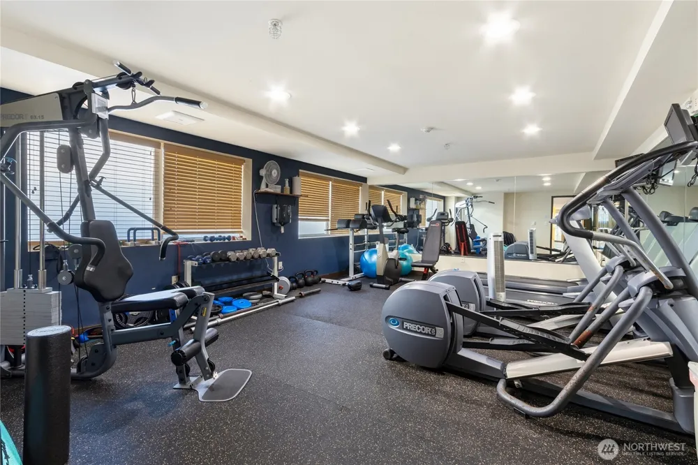424 85th Street #404 Seattle, WA 98103