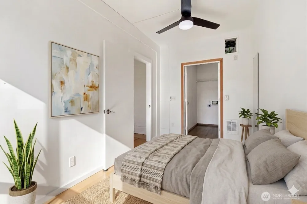 424 85th Street #404 Seattle, WA 98103