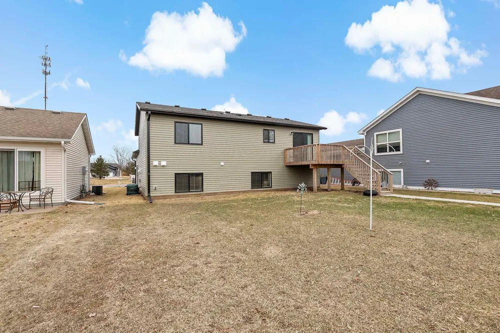 1024 Talon Avenue Wabasha, MN 55981