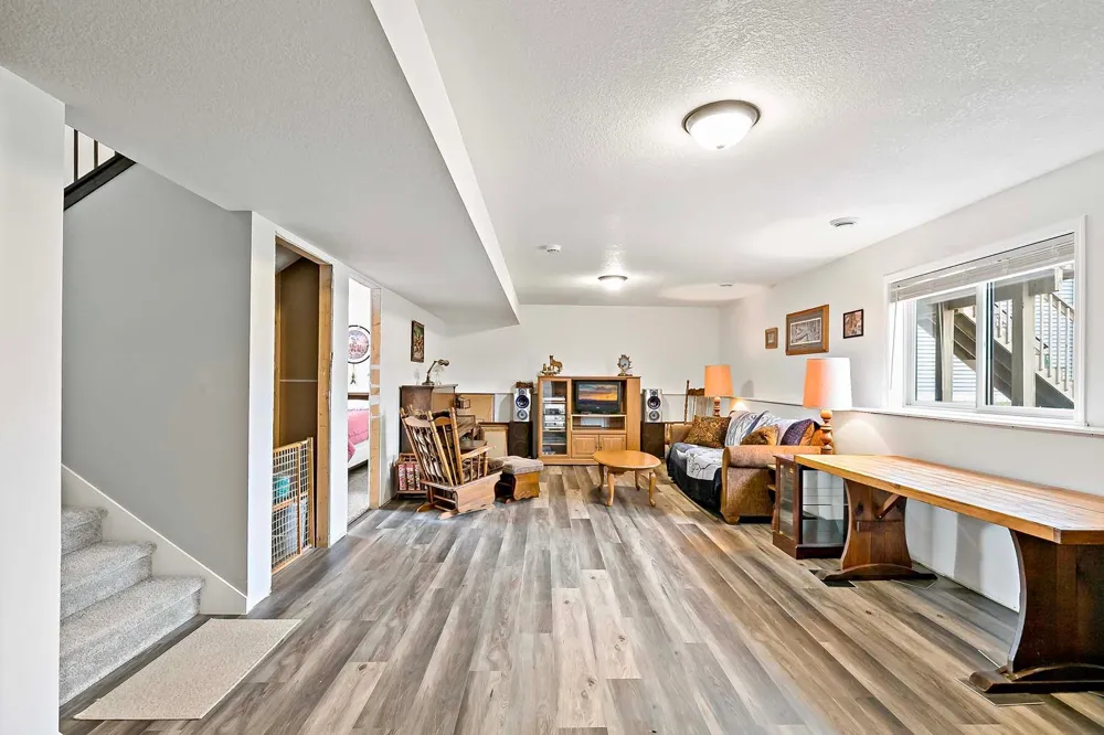 1024 Talon Avenue Wabasha, MN 55981