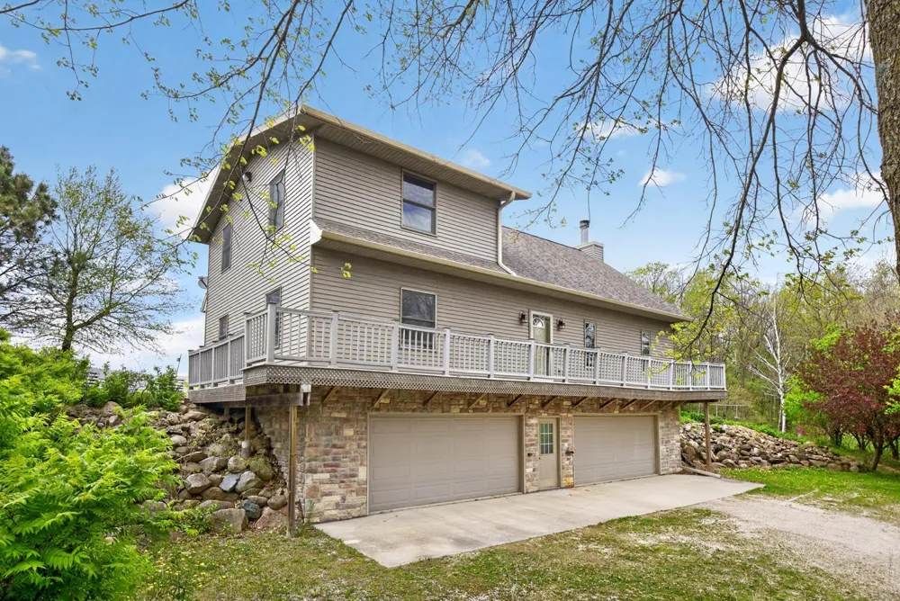 36649 Ember Drive Lanesboro, MN 55949