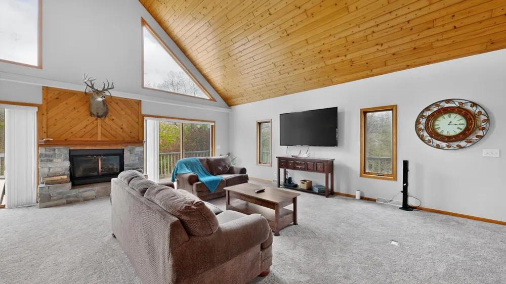 36649 Ember Drive Lanesboro, MN 55949