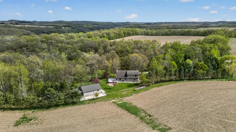 36649 Ember Drive Lanesboro, MN 55949