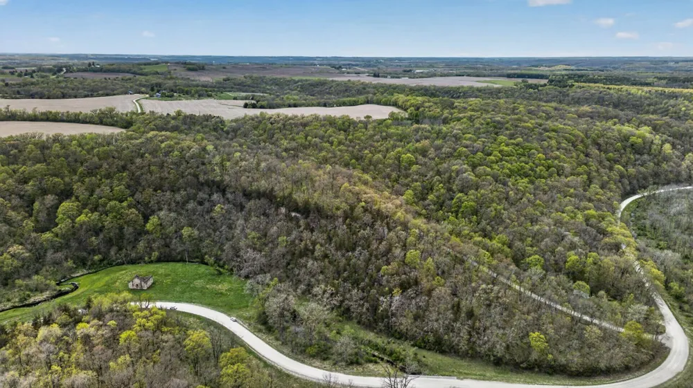 36649 Ember Drive Lanesboro, MN 55949