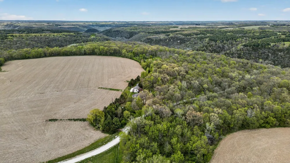 36649 Ember Drive Lanesboro, MN 55949