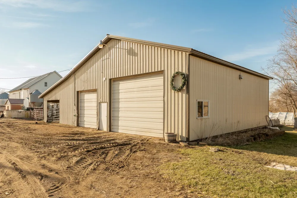 10460 County Road 50 Cologne, MN 55322