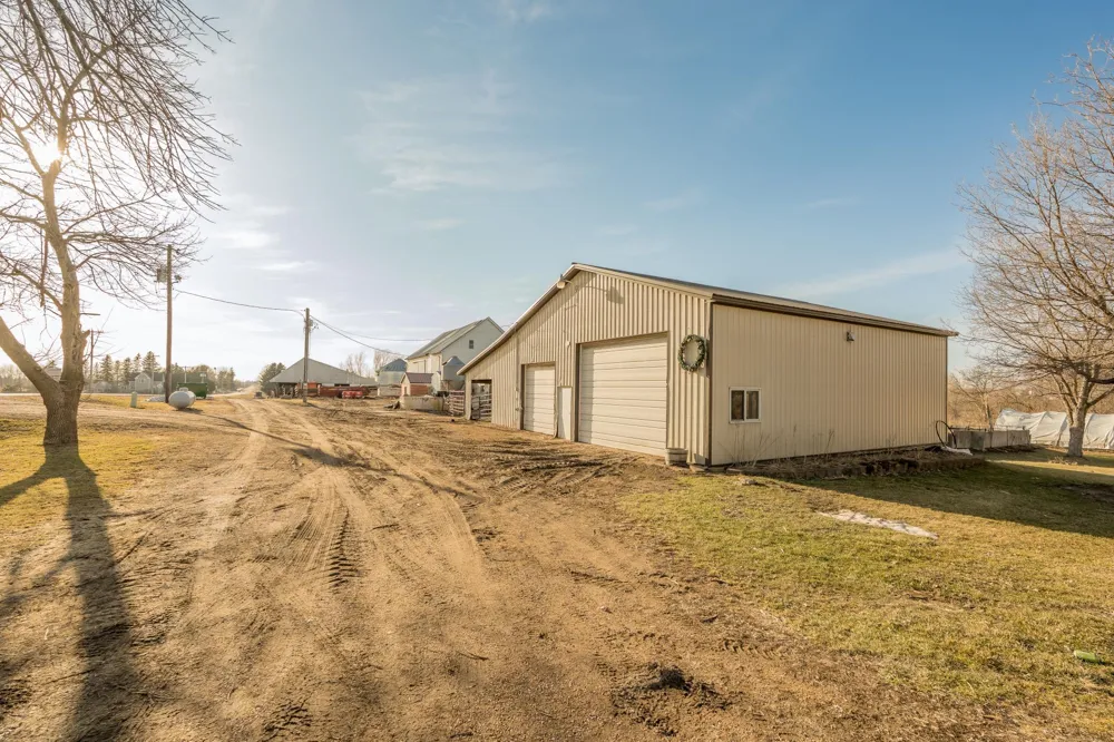 10460 County Road 50 Cologne, MN 55322