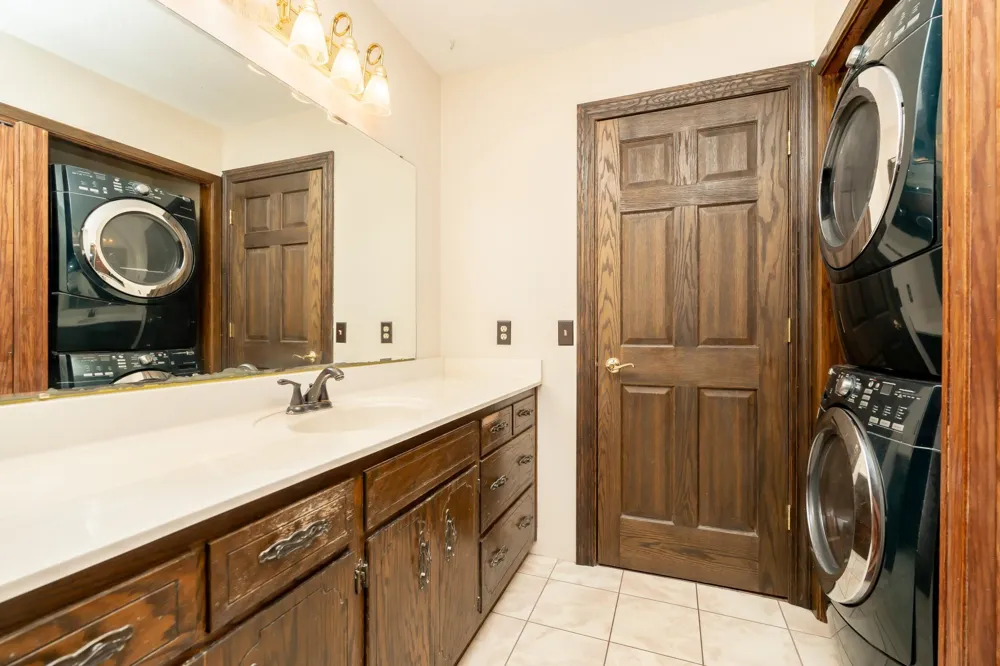 10460 County Road 50 Cologne, MN 55322
