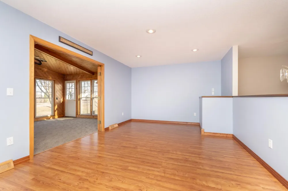 10460 County Road 50 Cologne, MN 55322