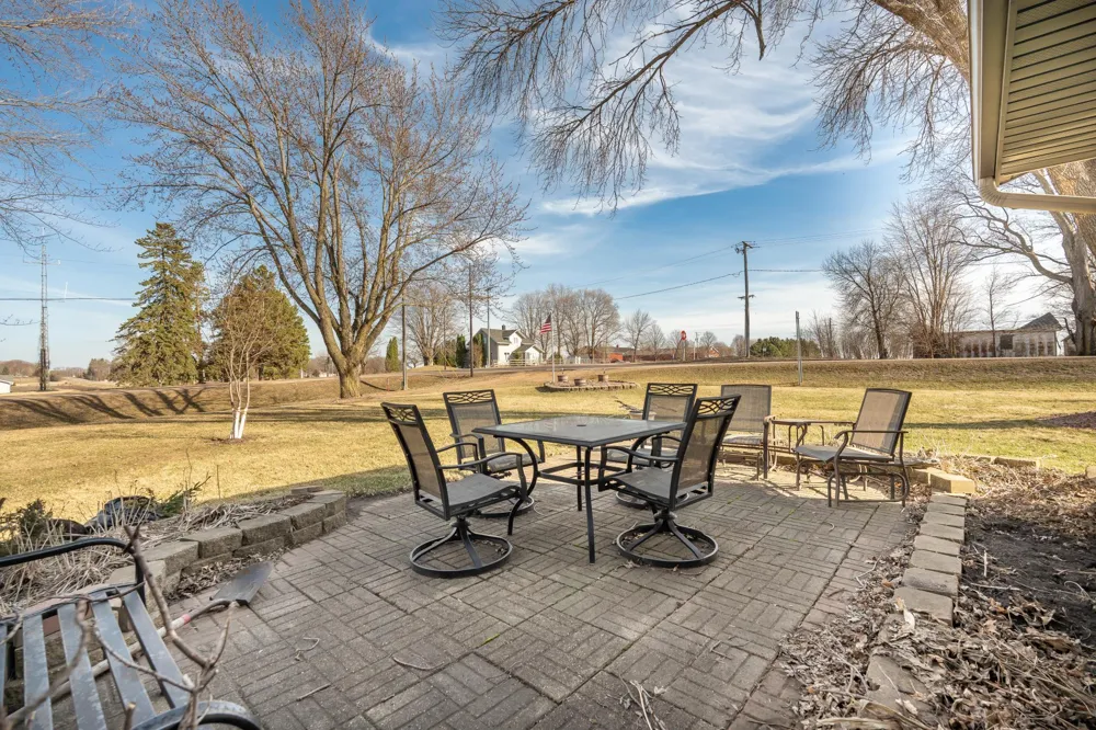 10460 County Road 50 Cologne, MN 55322
