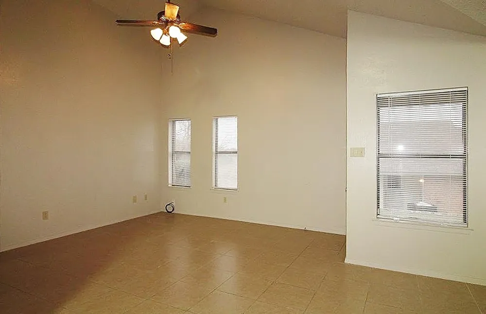 1110 Curtis Drive Weatherford, TX 76086