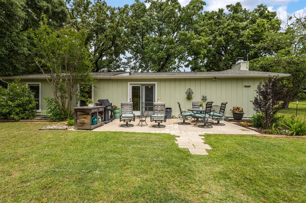713 Midway Road Tool, TX 75143