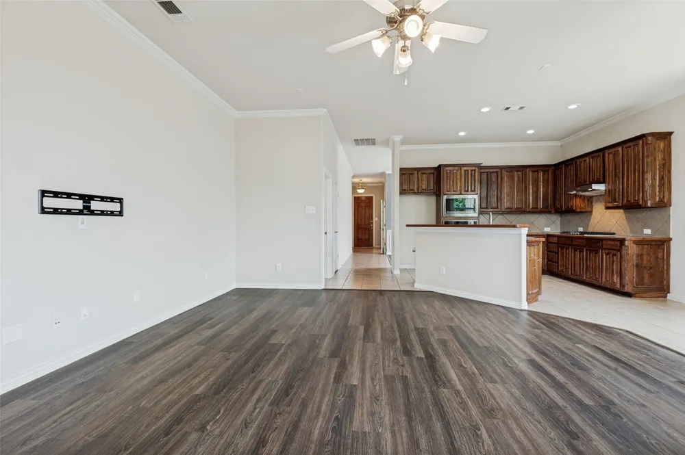 3815 Morning Dove Carrollton, TX 75007