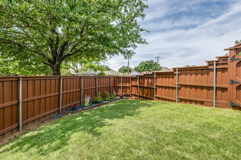 3815 Morning Dove Carrollton, TX 75007