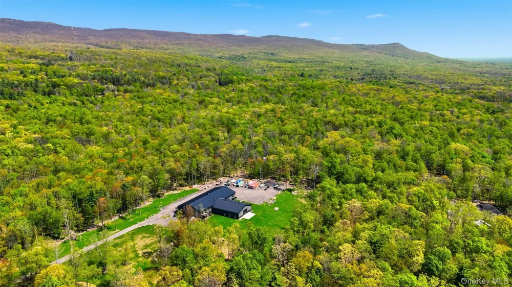 51 Redder Road Pine Bush, NY 12566