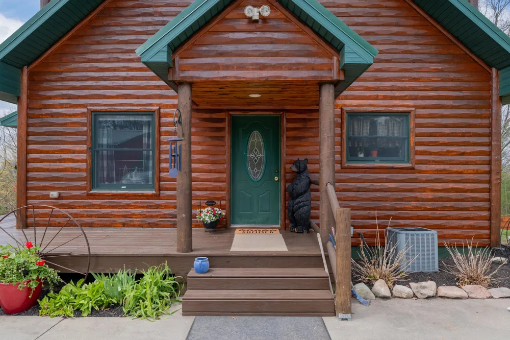 9236 E Old M 63 Luther, MI 49656